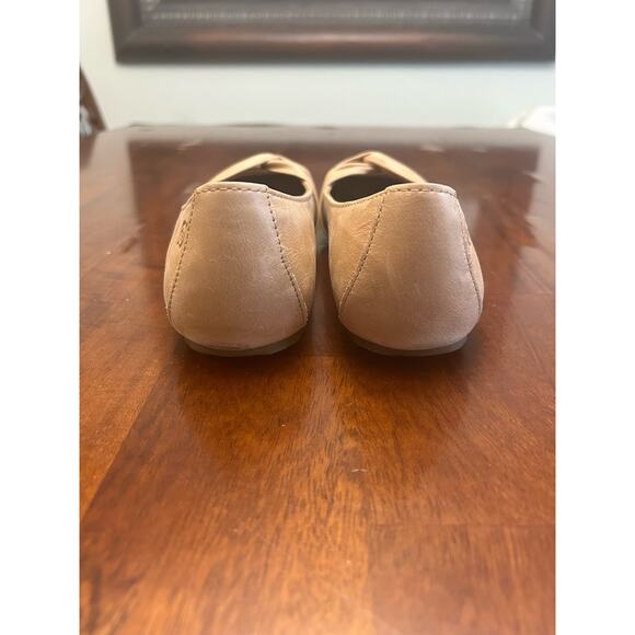 Born Women’s tan leather slip on flats, Sz 8.5m - Picture 12 of 13